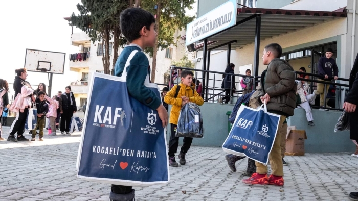 Büyükşehir’den Hataylı afetzedelere vefa ziyareti